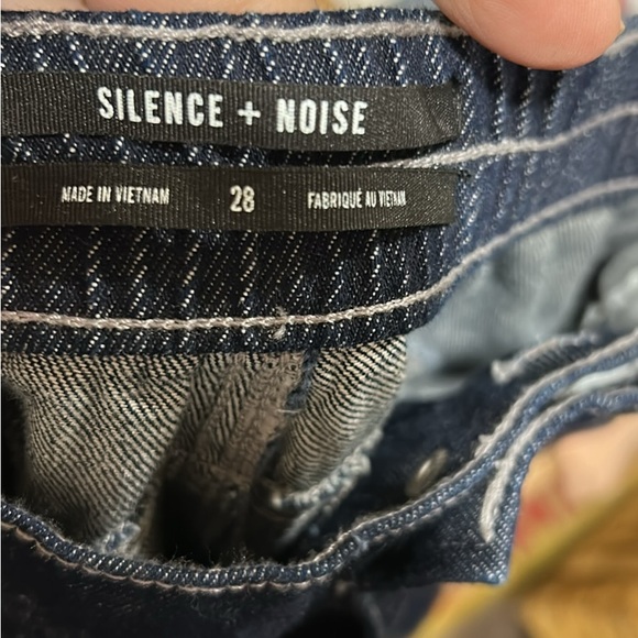Silence + Noise Indigo Denim cargo pants - Picture 3 of 3